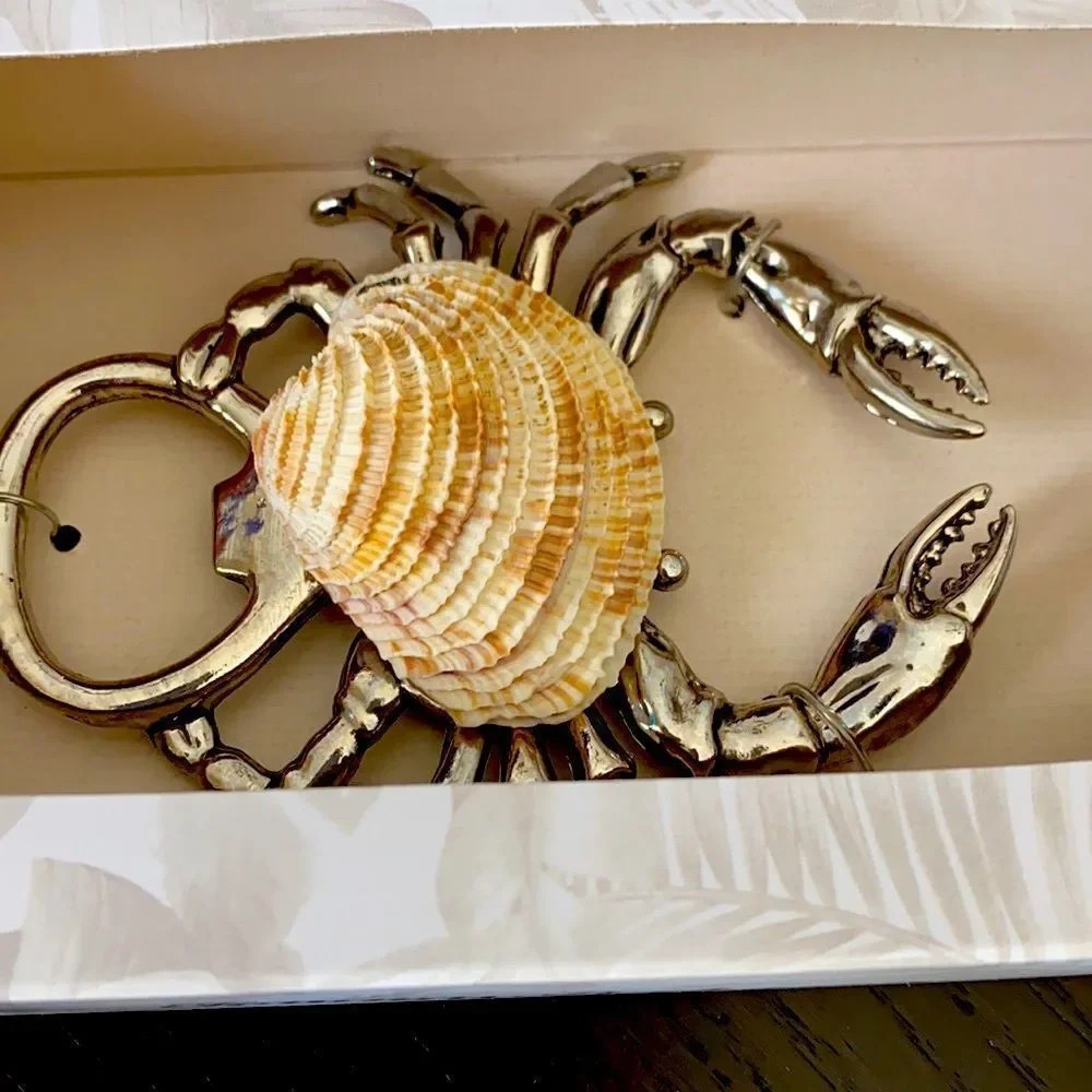 Tommy Bahama Crab bottle opener - Picture 2 of 4